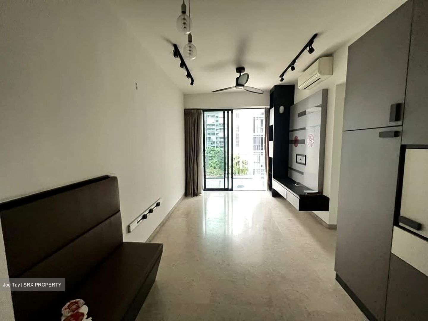 The Luxurie (D19), Condominium #562922151